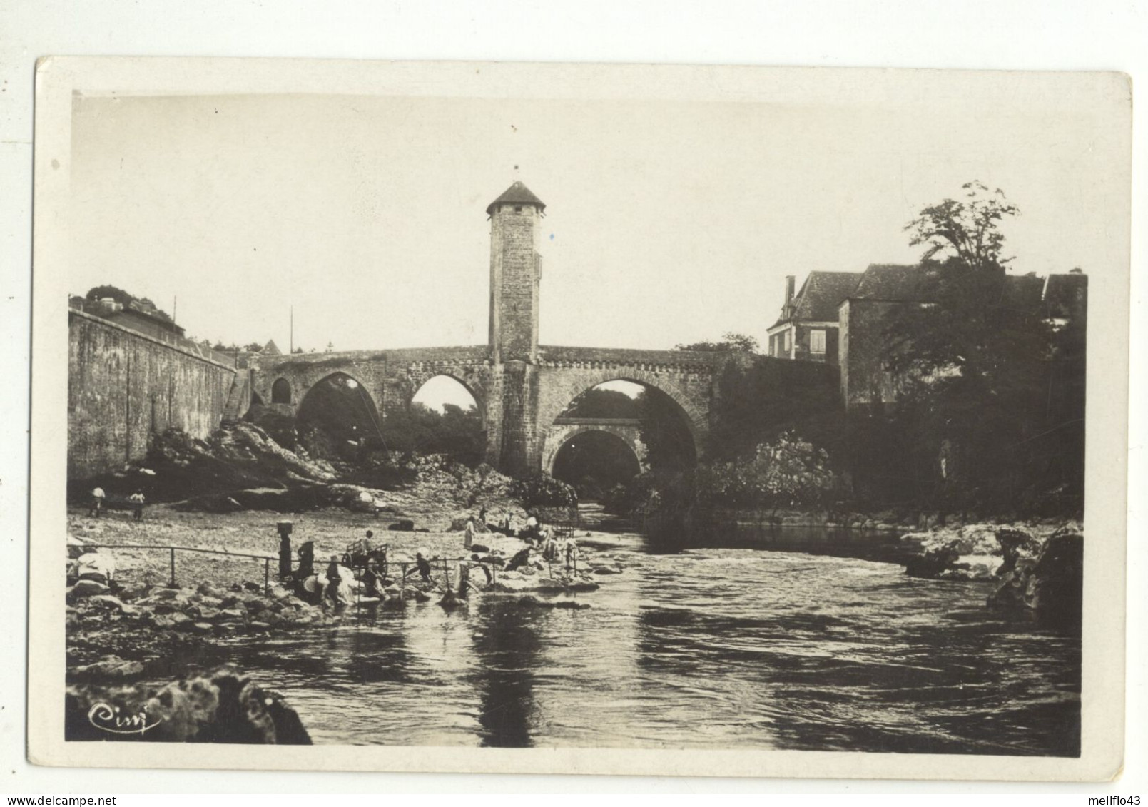 64/ CPSM - Orthez - Le Vieux Pont (Laveuses) - Orthez