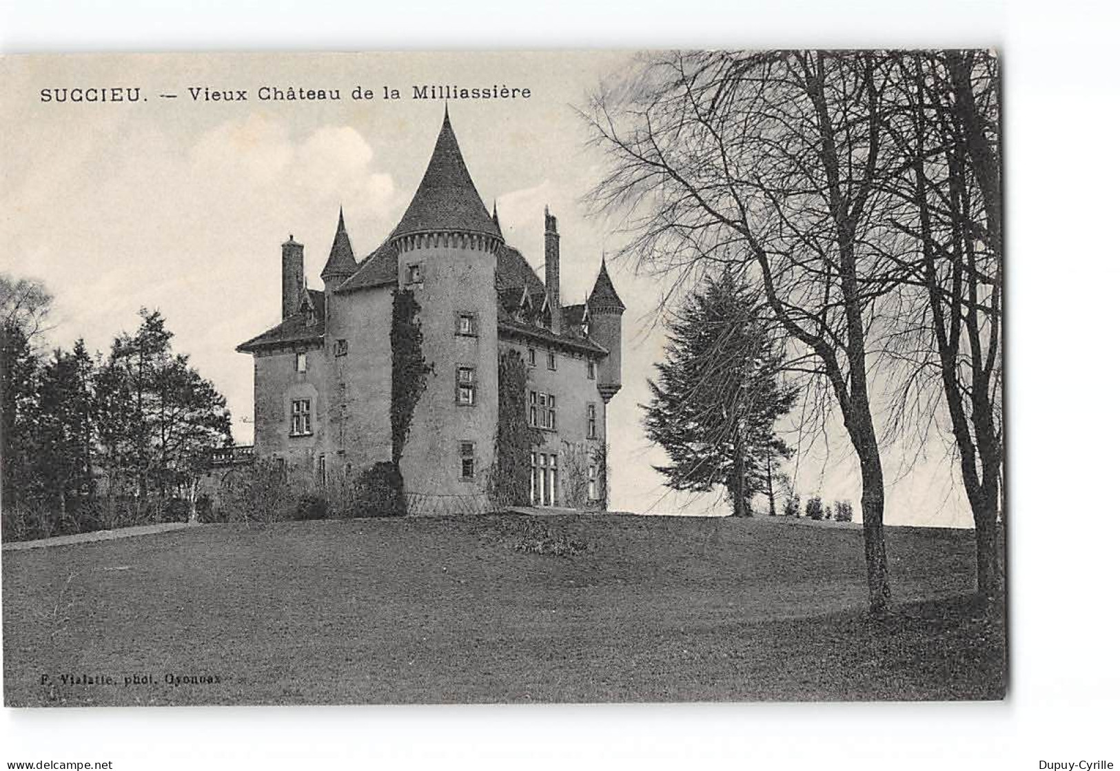 SUCCIEU - Vieux Château De La Milliassière - Très Bon état - Sonstige & Ohne Zuordnung