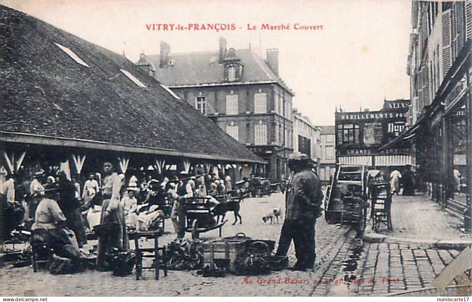 Cpa VITRY LE FRANCOIS 51 Le Marché Couvert - Animée - Vitry-le-François