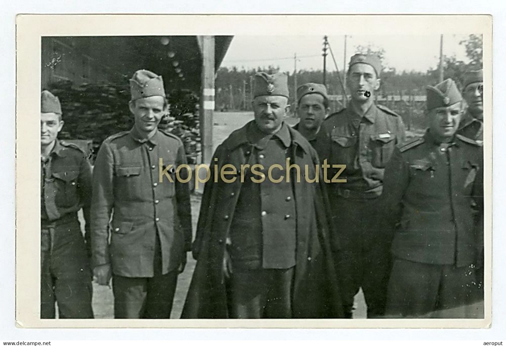 WW2 - Prisonniers De Guerre Serbes - Serbian Yugoslav Officers Prisoners Of War In POW Camp, Germany - Guerra, Militares