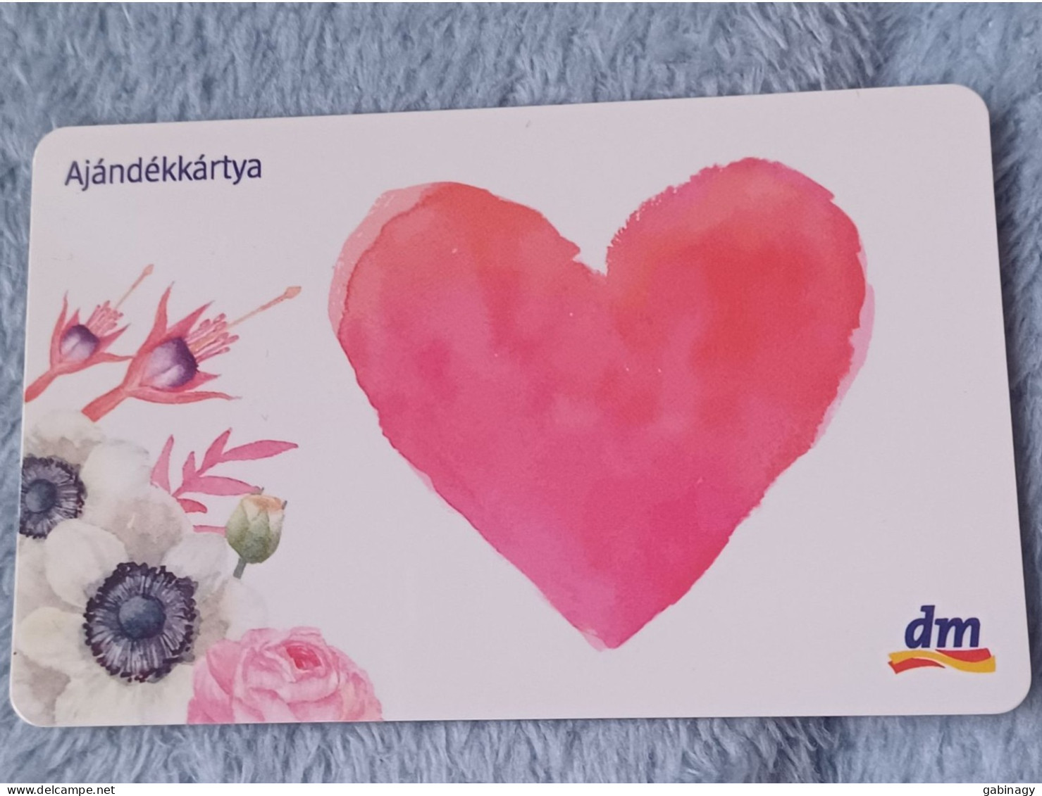 GIFT CARD - HUNGARY - DM 15 - FLOWERS - HEART - Cartes Cadeaux