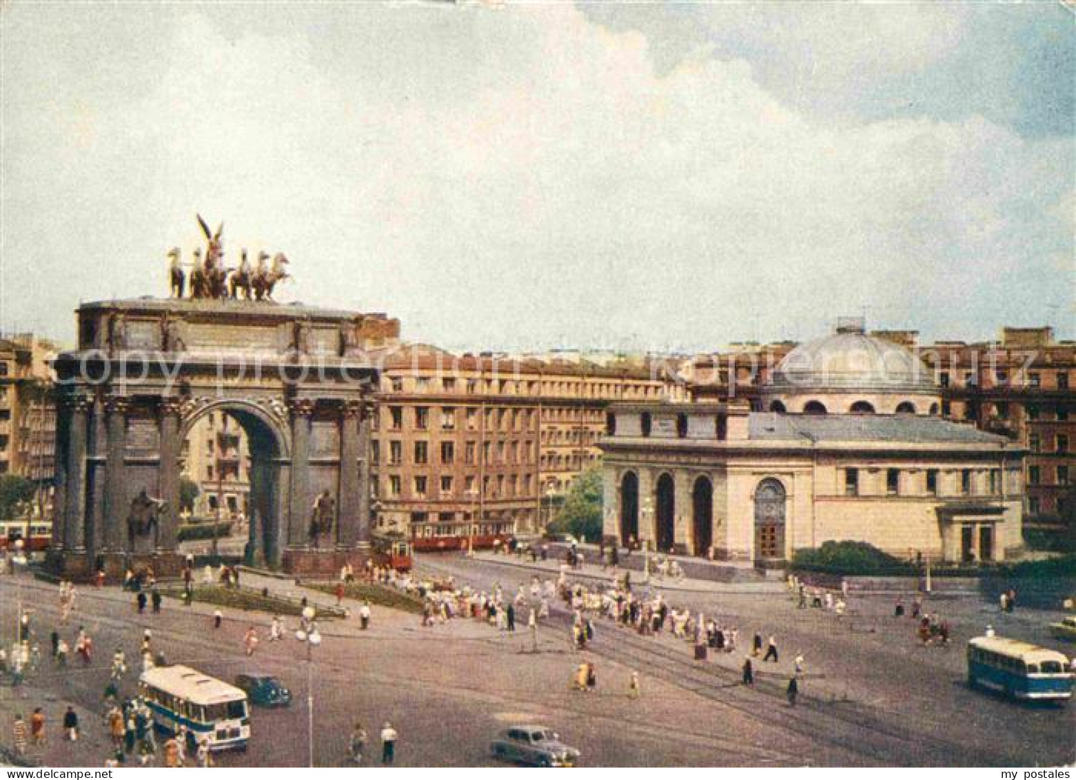 72699327 St Petersburg Leningrad Stachek Square Narva Triumphal Arch  Russische  - Russland