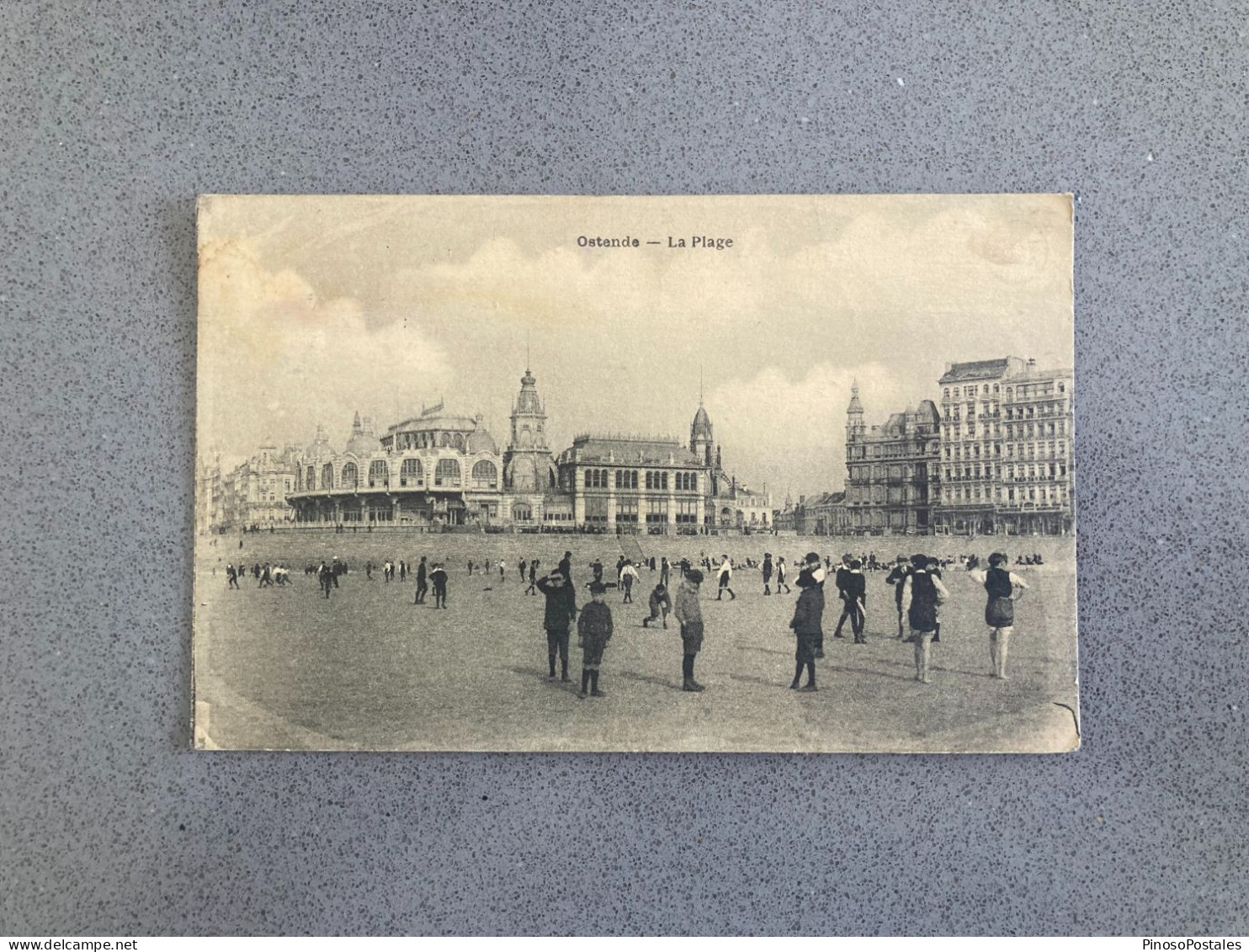 Ostende - La Plage Carte Postale Postcard - Oostende