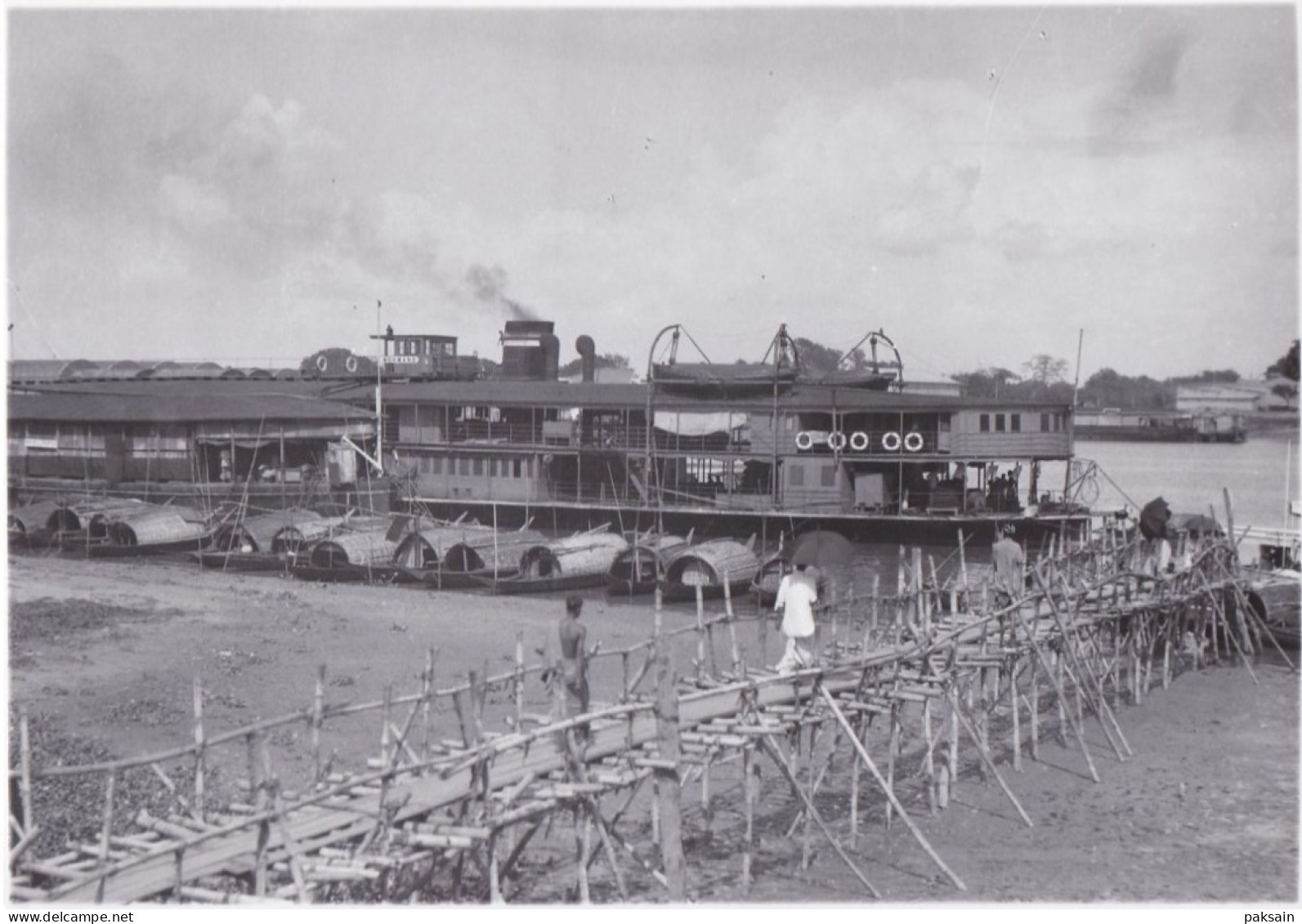 Birmanie - 7 photos 1930 Pagode Pagoda Rangoon Burma ferry Train Ferries bateau boat Myanmar Burma