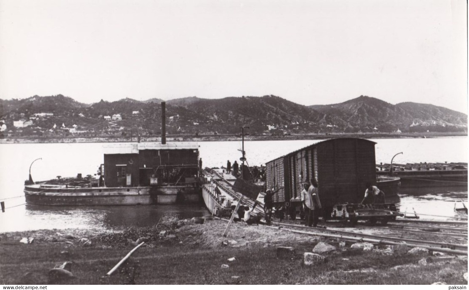 Birmanie - 7 photos 1930 Pagode Pagoda Rangoon Burma ferry Train Ferries bateau boat Myanmar Burma