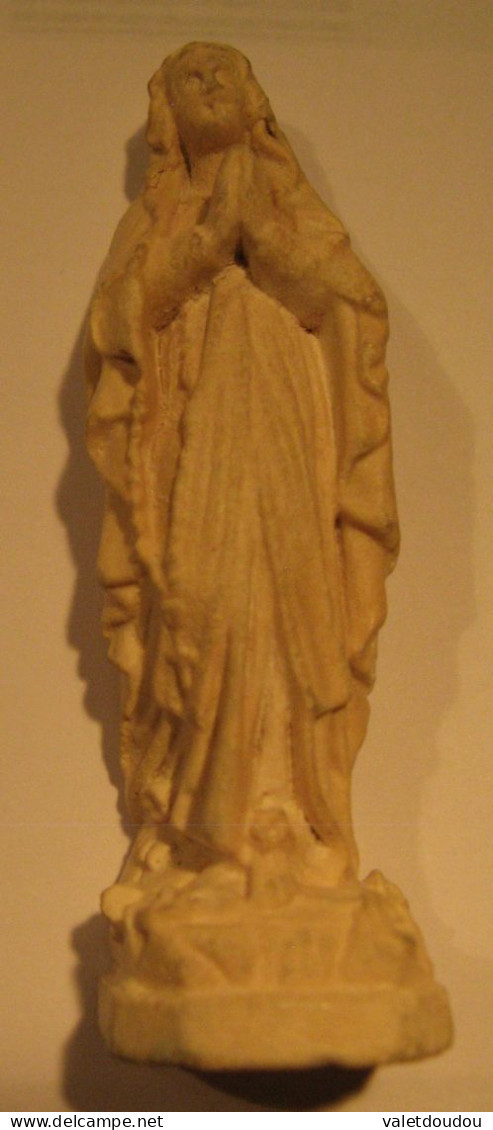 Petite Statuette De La Ste Vierge En Plâtre . - Religion & Esotericism
