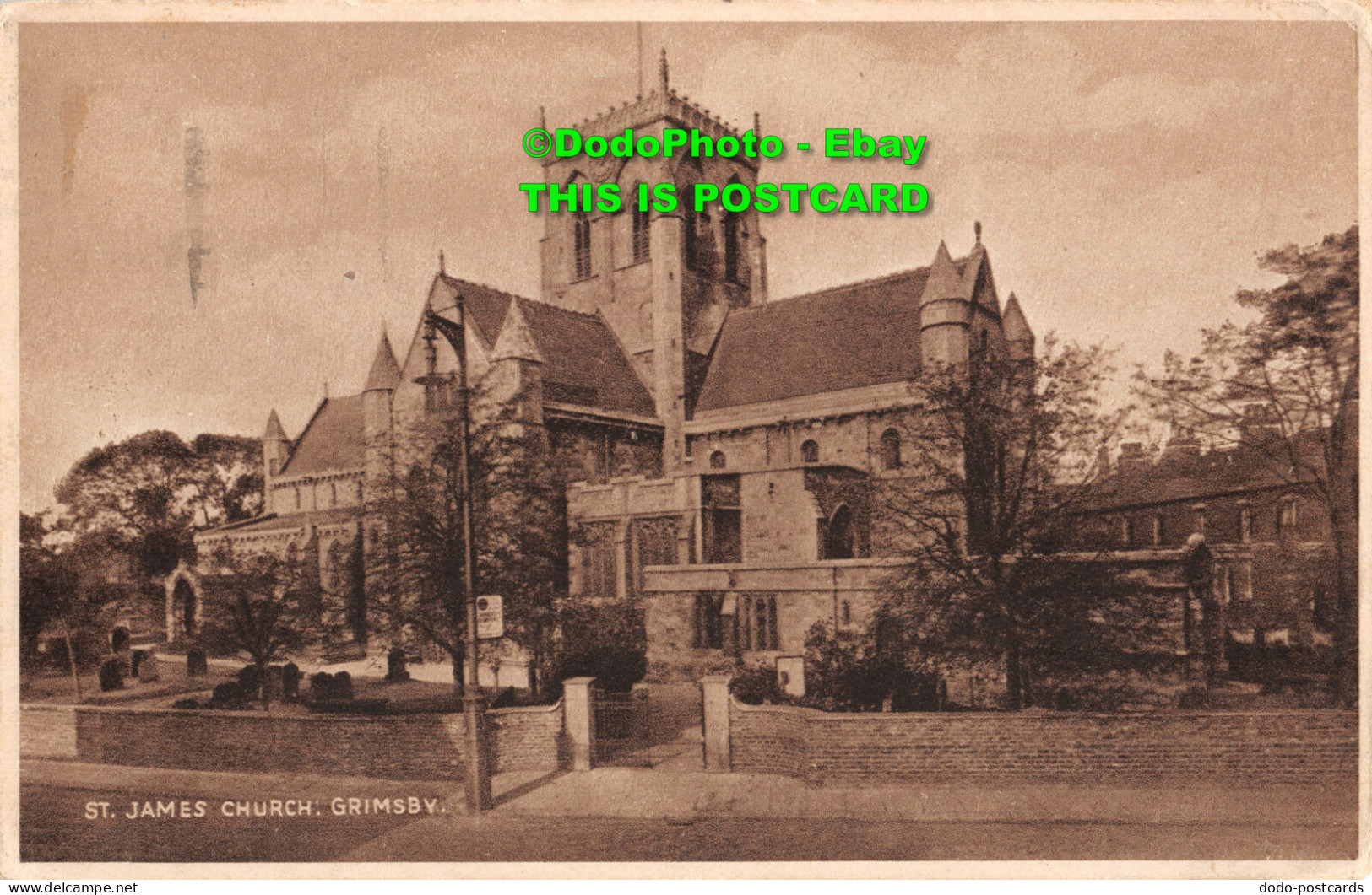 R449165 St. James Church. Grimsby. 1935 - Wereld