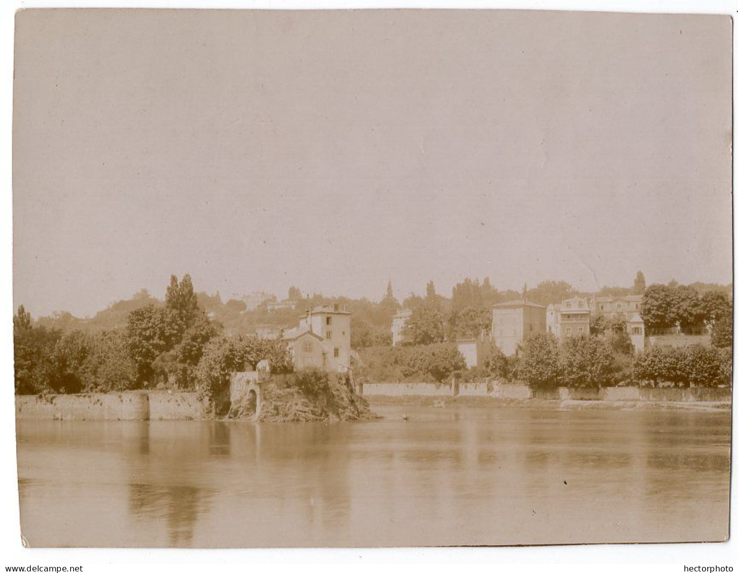 Snapshot Ile Barbe 69 Lyon 1902 XIX 1900 Sepia - Plaatsen