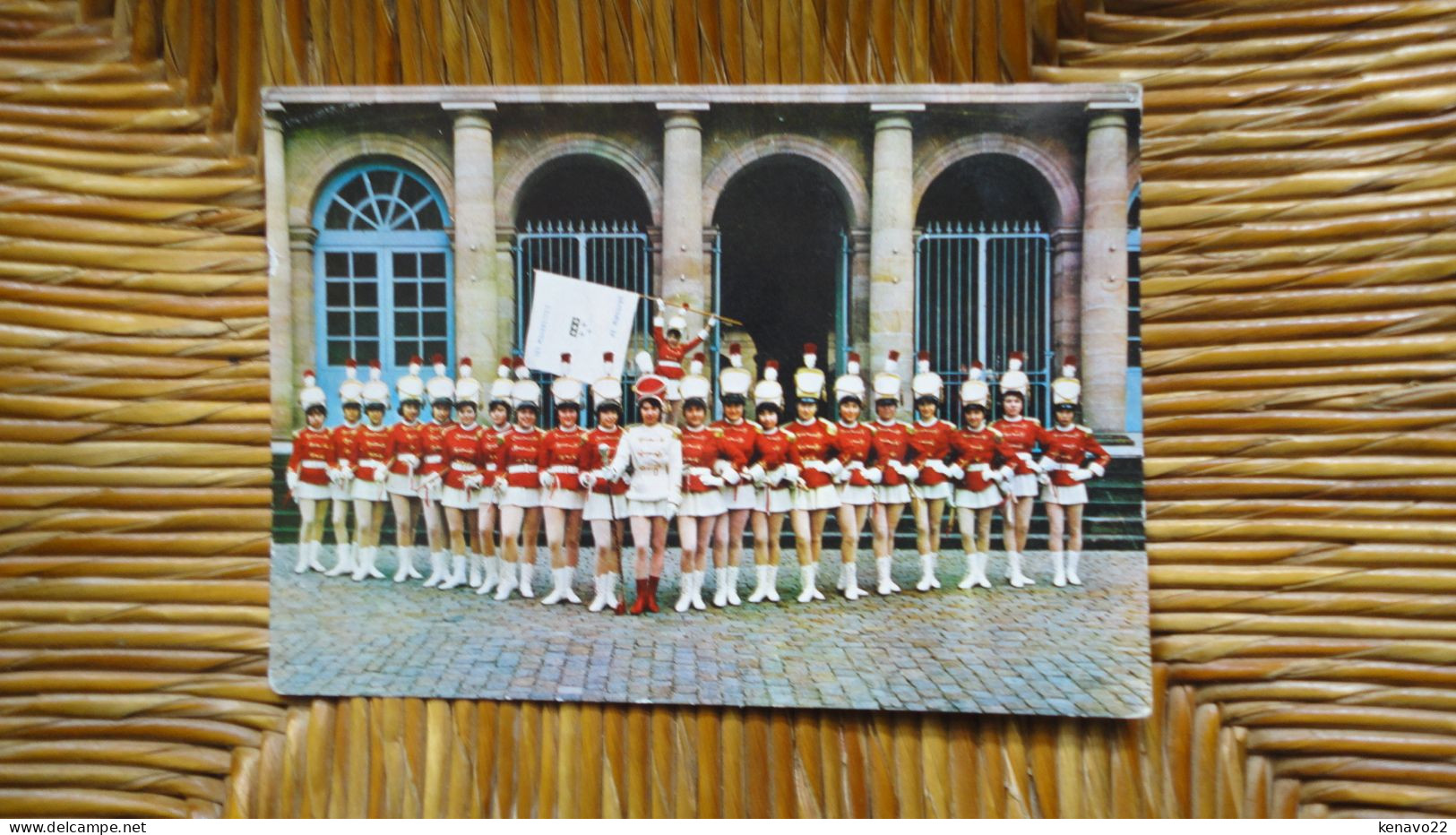 Moulins , Les Majorettes , Du Comité Des Fêtes - Moulins