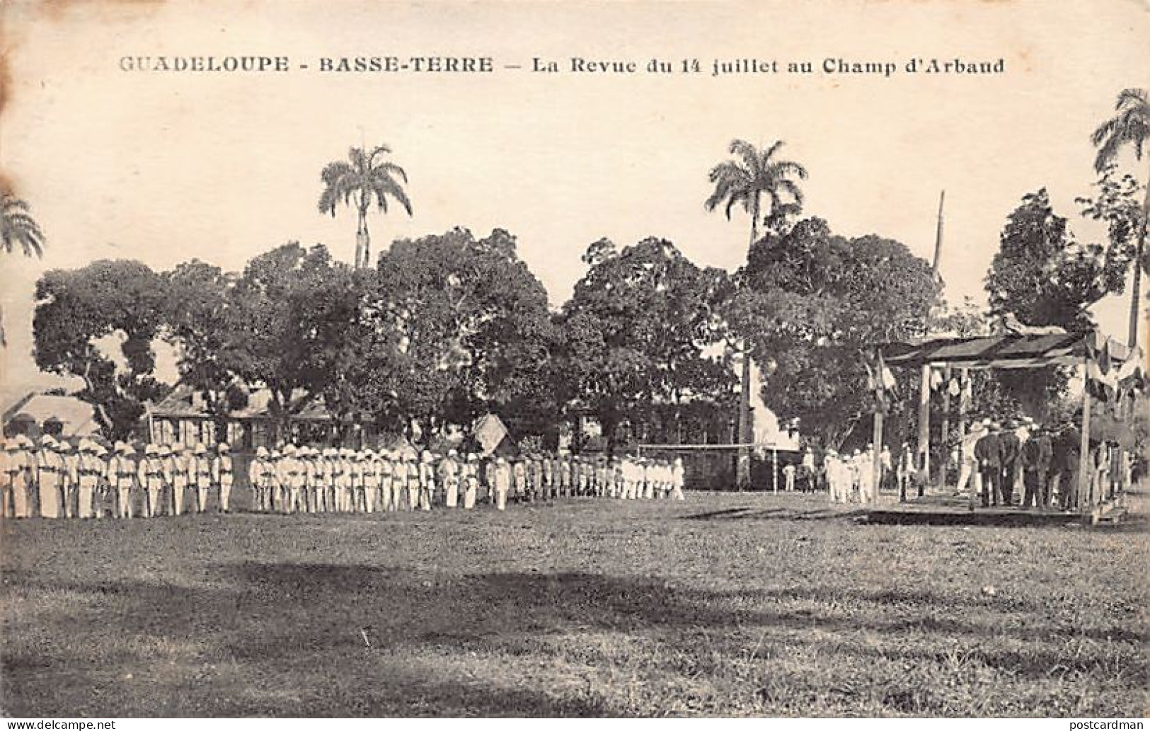 Guadeloupe - BASSE-TERRE - La Revue Du 14 Juillet Au Champ D'Arbaud - Ed. Inconnu  - Basse Terre