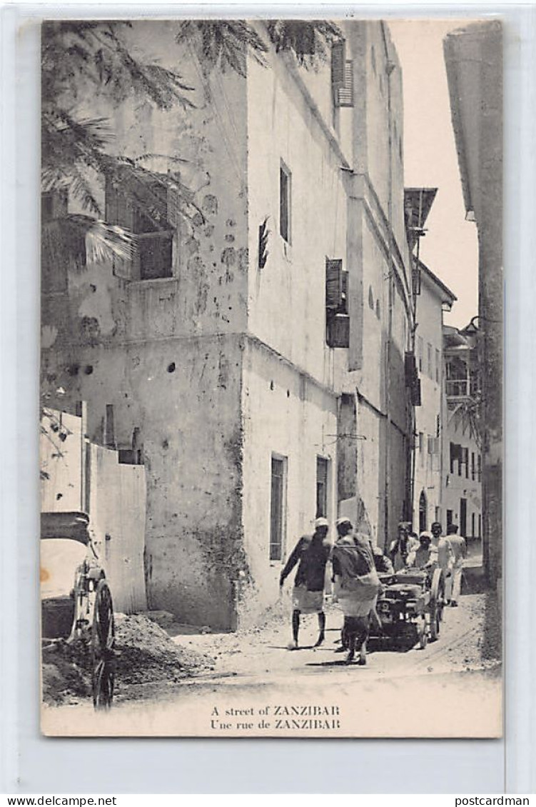 ZANZIBAR - A Street (Garbage Collection) - Publ. Unknown  - Tansania