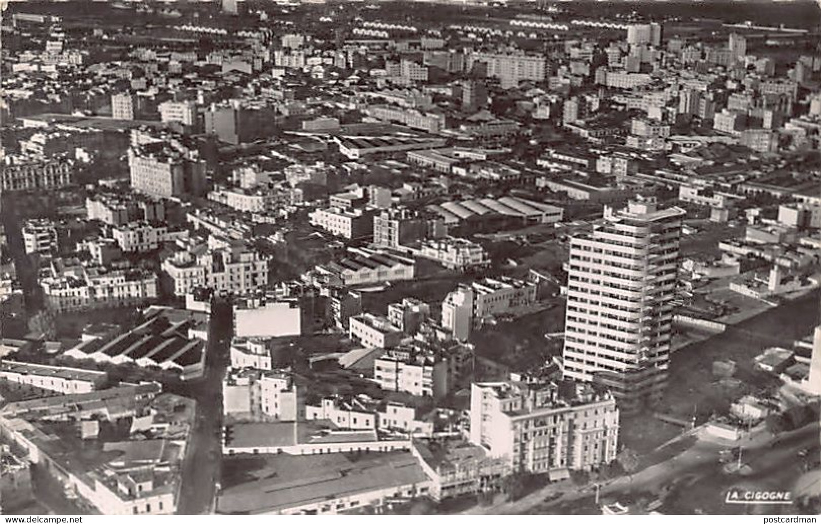 Maroc - CASABLANCA - Vue Aérienne - Quartier Et Immeuble Liberté - Ed. La Cigogne - Casablanca