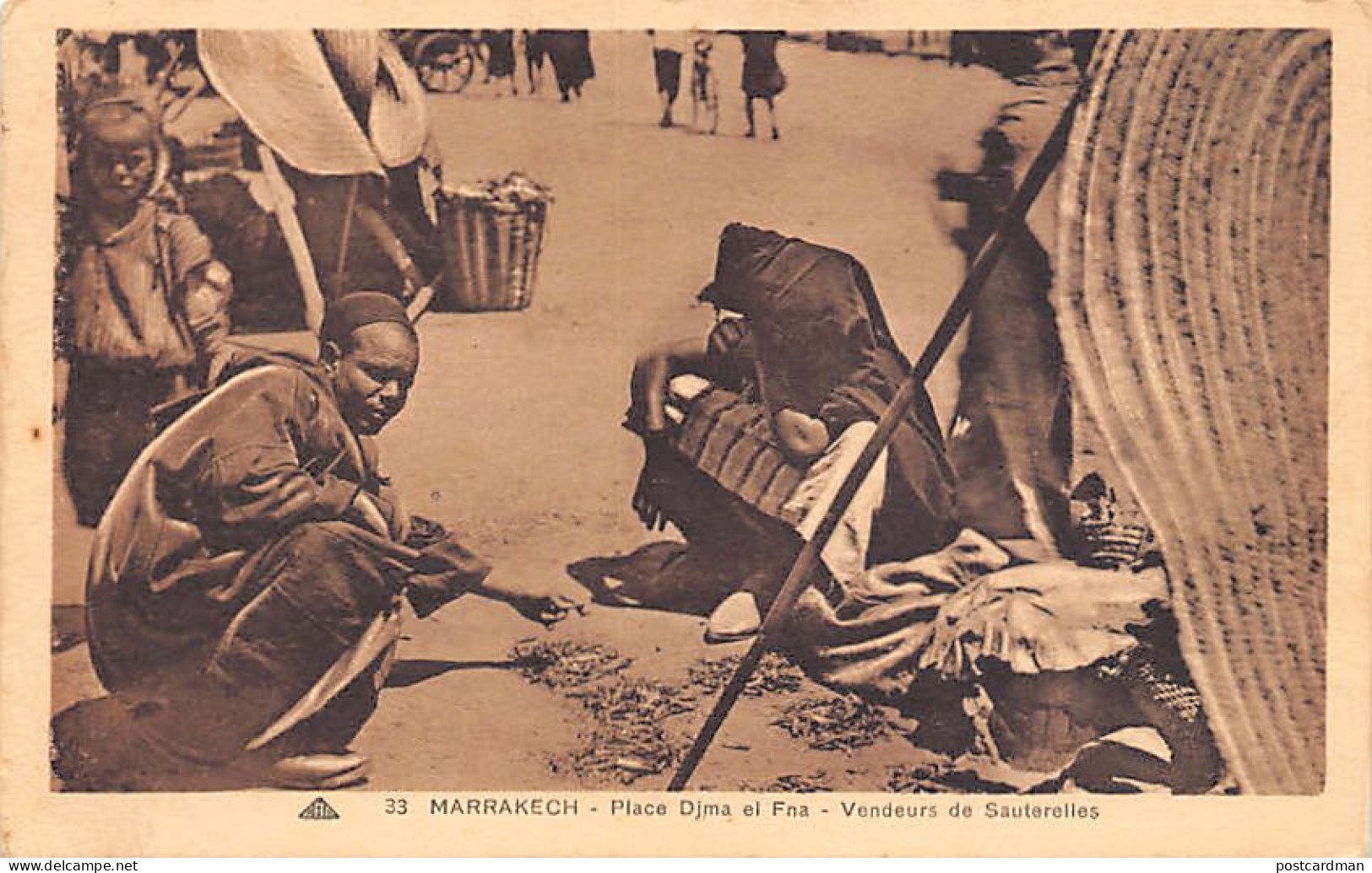 MARRAKECH - Vendeurs De Sauterelles - Place Djema El Fna - Marrakesh