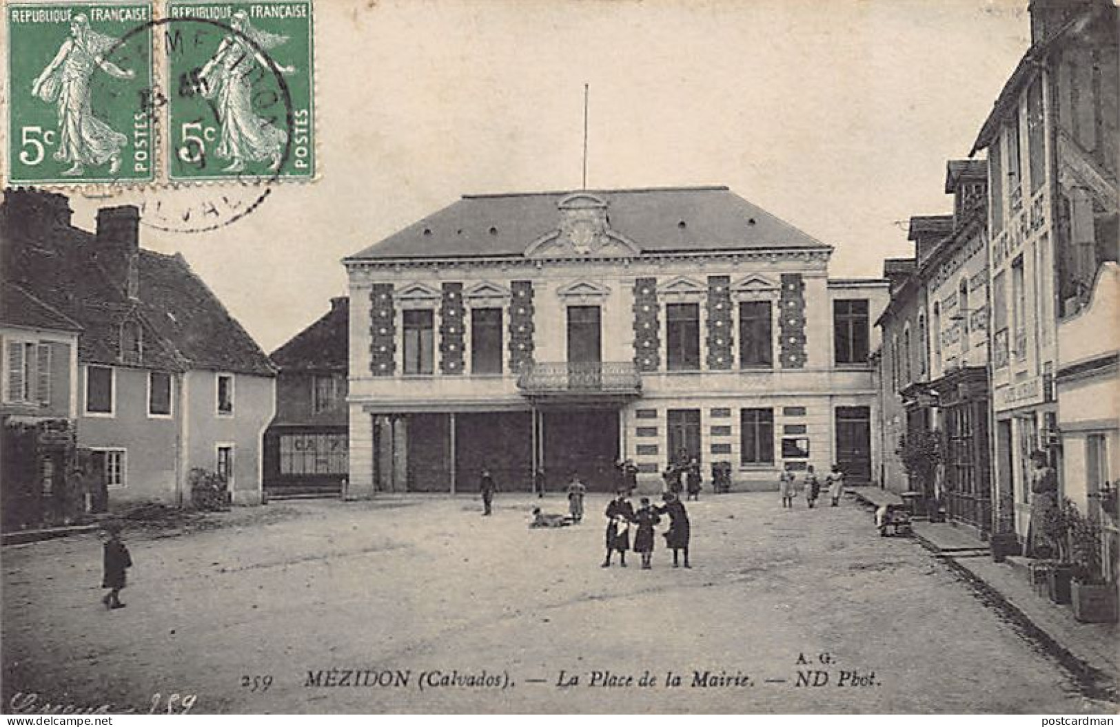 MÉZIDON (14) La Place De La Mairie - Ed. ND Phot. Neurdein 259 - Other & Unclassified
