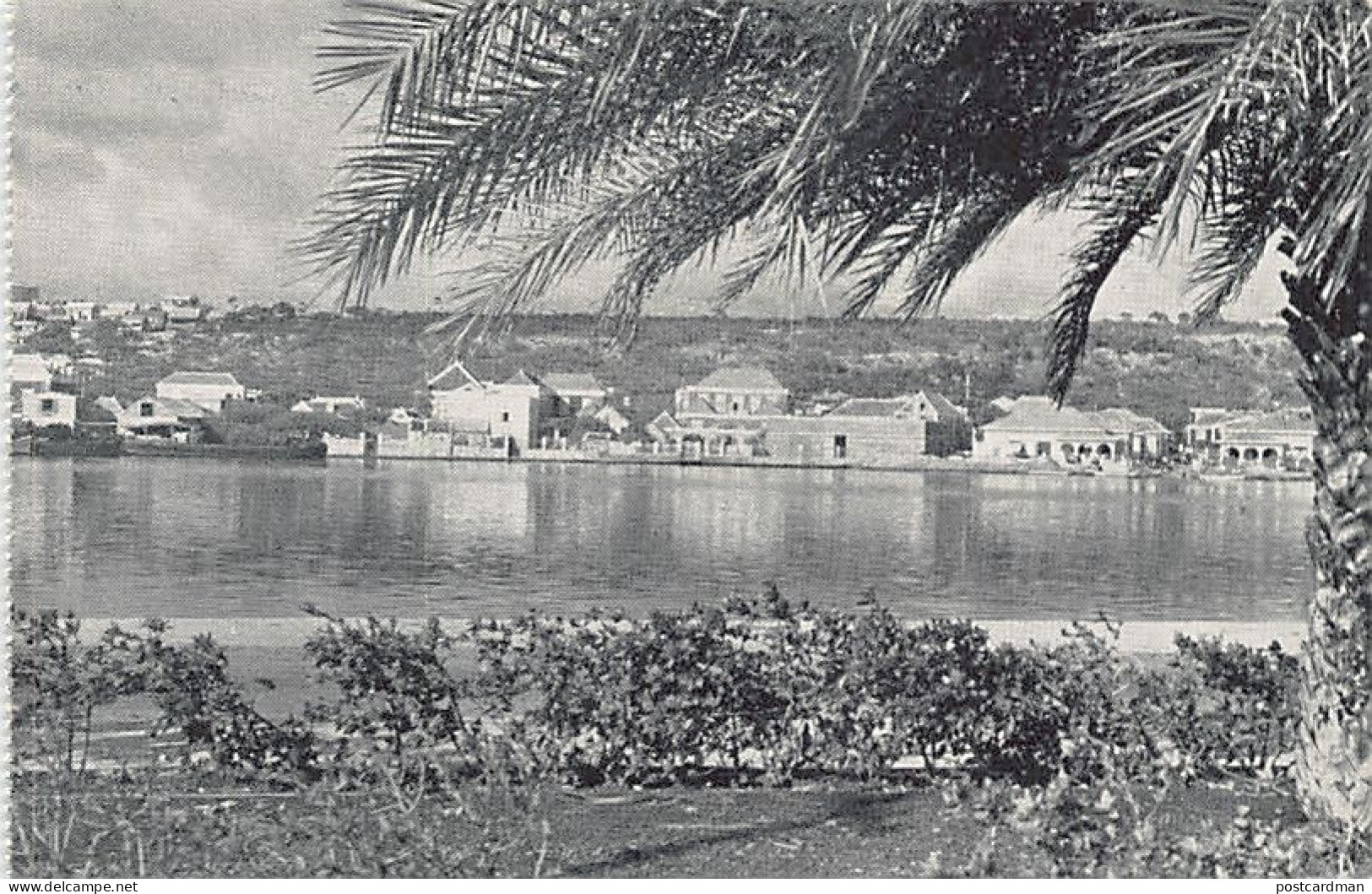 CURAÇAO - Scharloo Seen Over The Waaigat, Willemstad - Publ. Thomsen-Ellis-Hutton Co.  - Curaçao