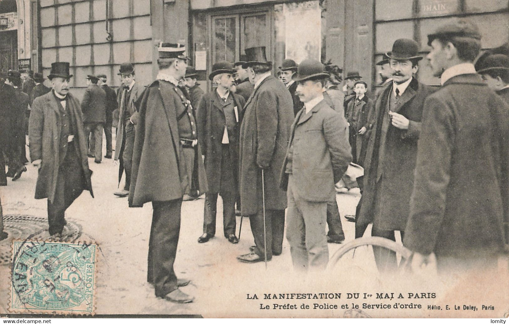 75 Paris Manifestation Du 1er Mai Le Préfet De Police Et Service D' Ordre CPA - Autres & Non Classés