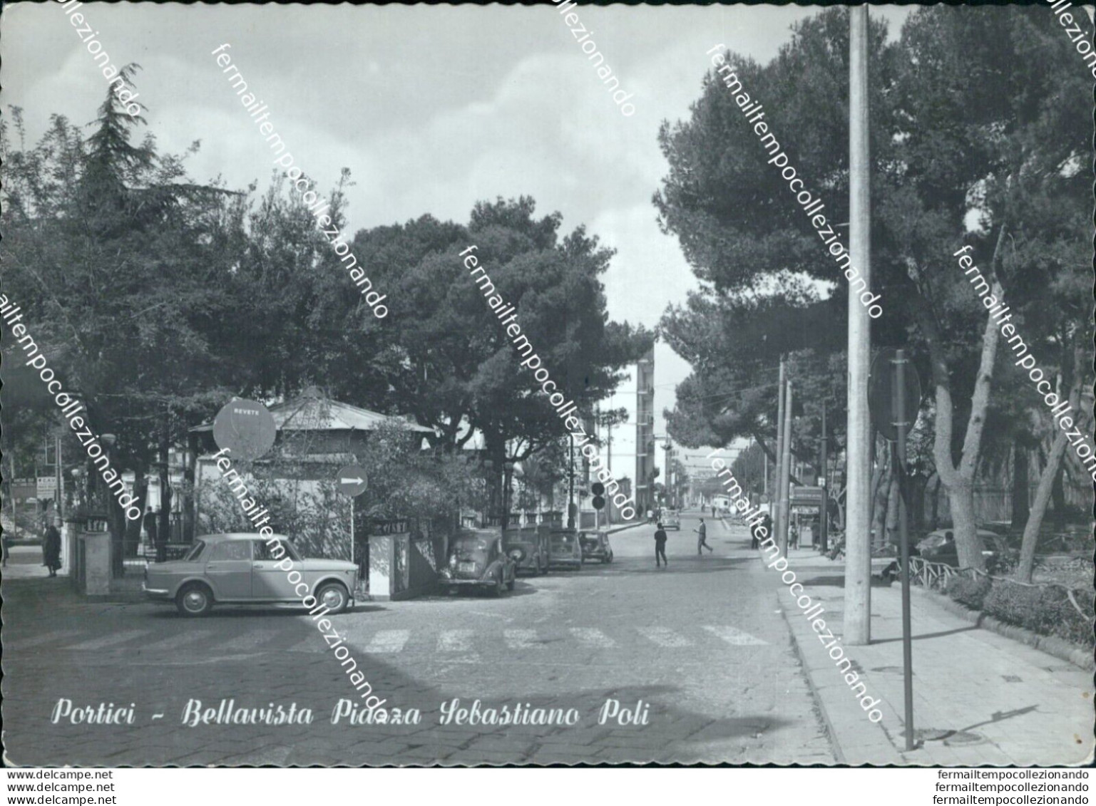 Bg596 Cartolina Portici Bellavista Piazza Sebastiano Poli Provincia Di Napoli - Napoli (Neapel)