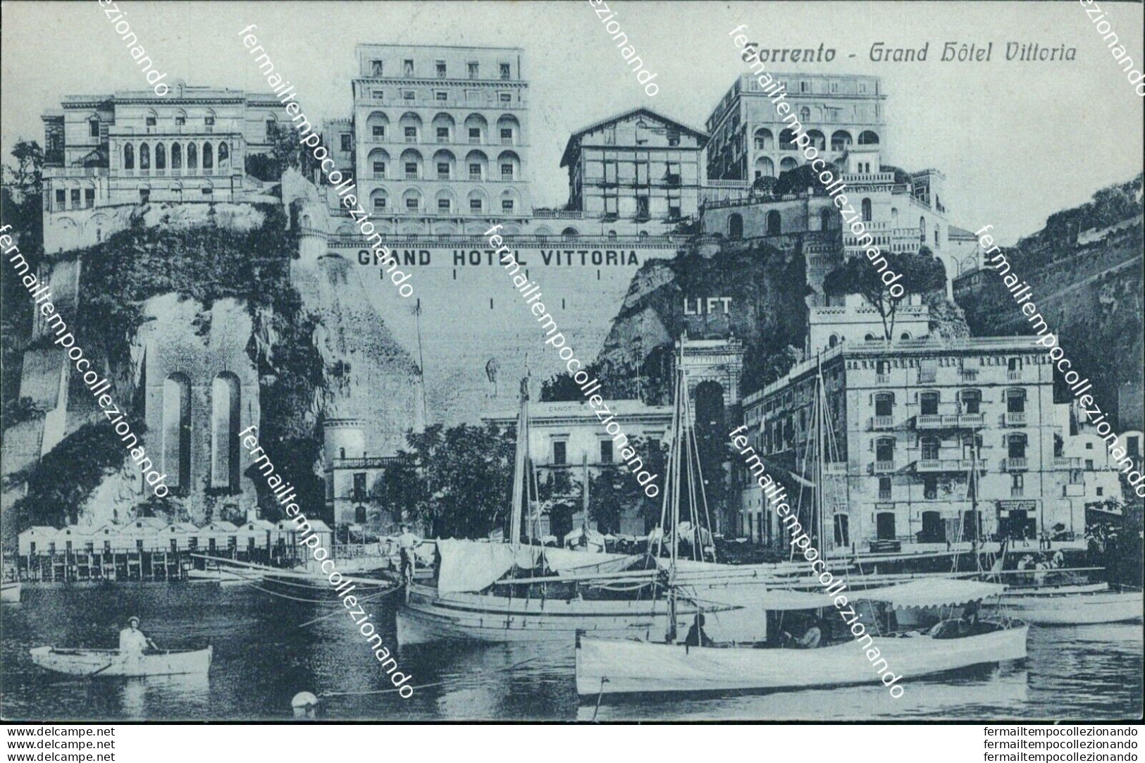 Bh41 Cartolina   Sorrento Grand Hotel Vittoria  Provincia Di Napoli - Napoli (Naples)