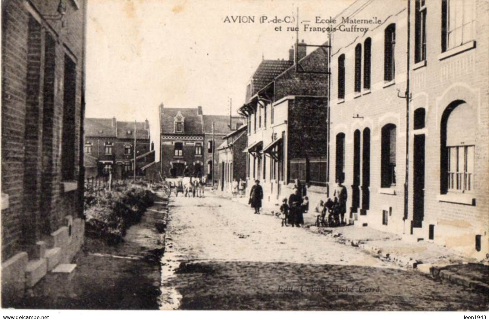 33094-LE-62-AVION-Ecole Maternelle Et Rue François-Guffroy -------------animée-attelage - Avion