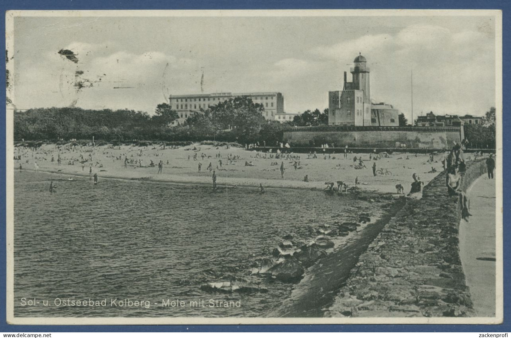 Ostseebad Kolberg Mole Mit Strand Leuchtturm, Gelaufen Marke Fehlt (AK1261) - Pommern