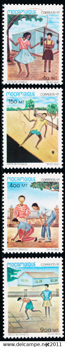 Mozambique - 1991 - Stamp's Day / Children's Games - MNH - Mosambik