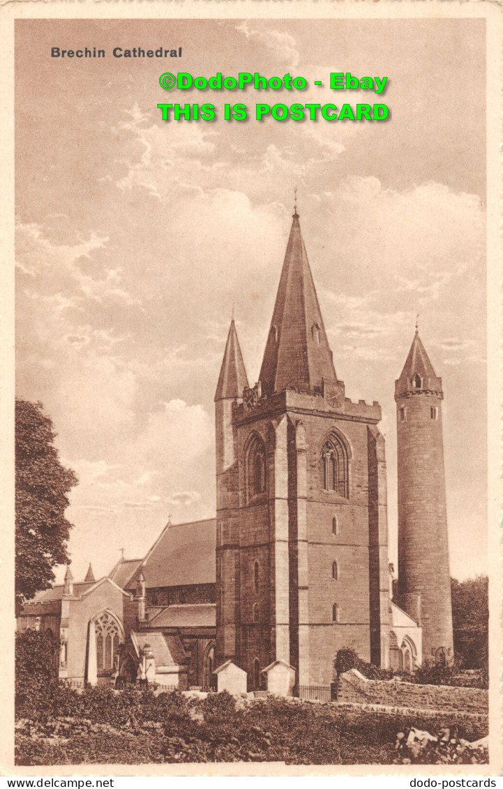 R449812 Brechin Cathedral - Monde