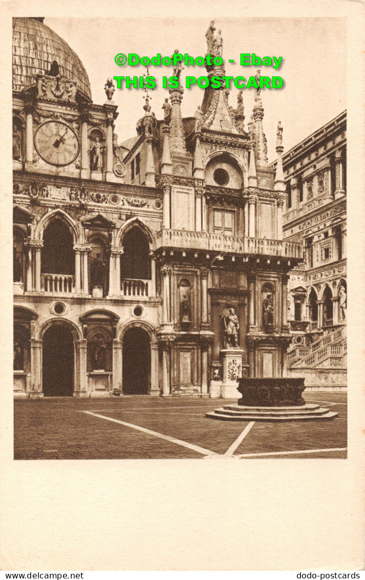 R449816 Venezia. Palazzo Ducale. Cortile Particolare. Calcocromia I. G. D. A. No - Monde