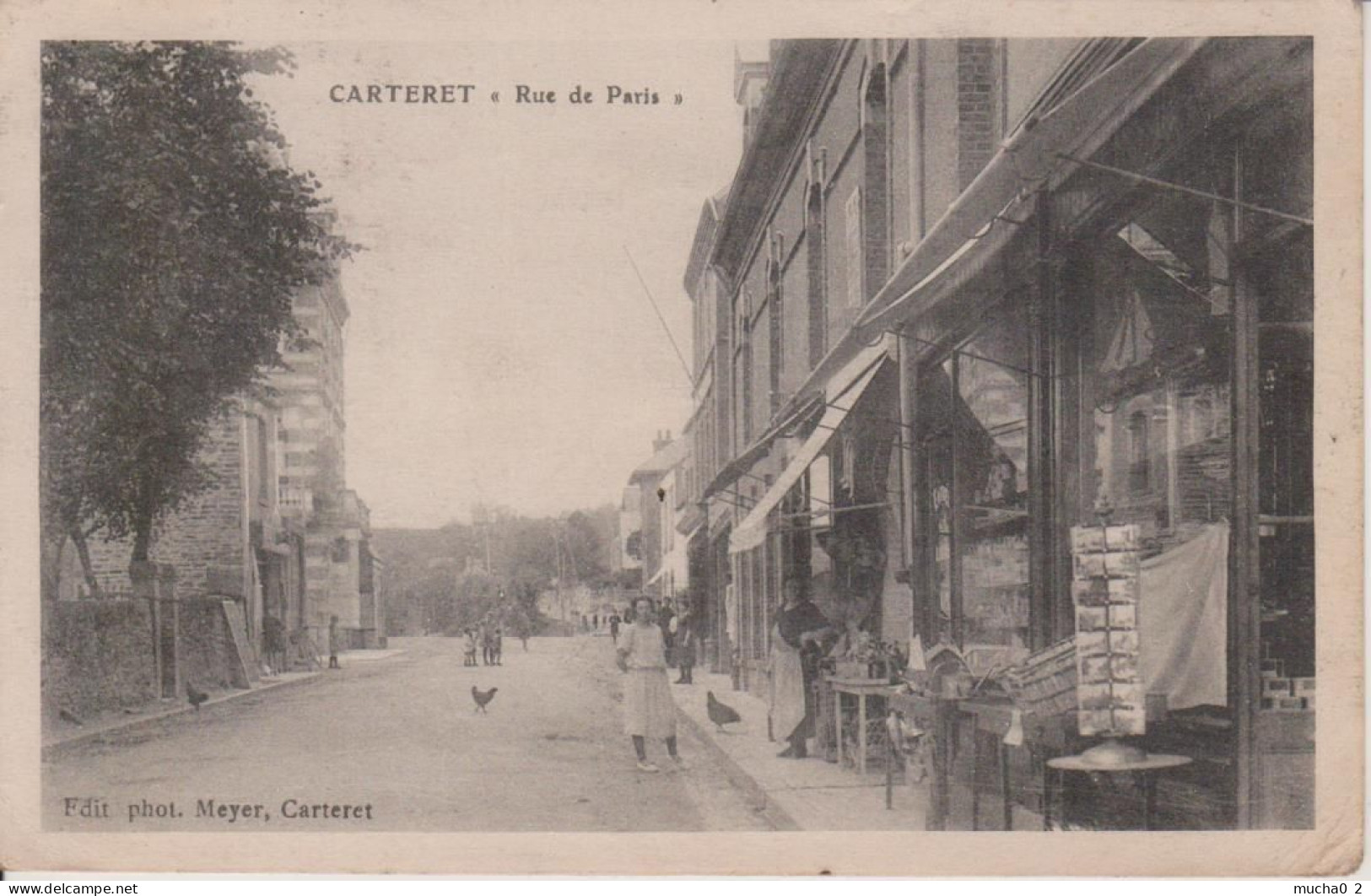 50 - CARTERET - RUE DE PARIS - MARCHAND DE CARTES - Carteret