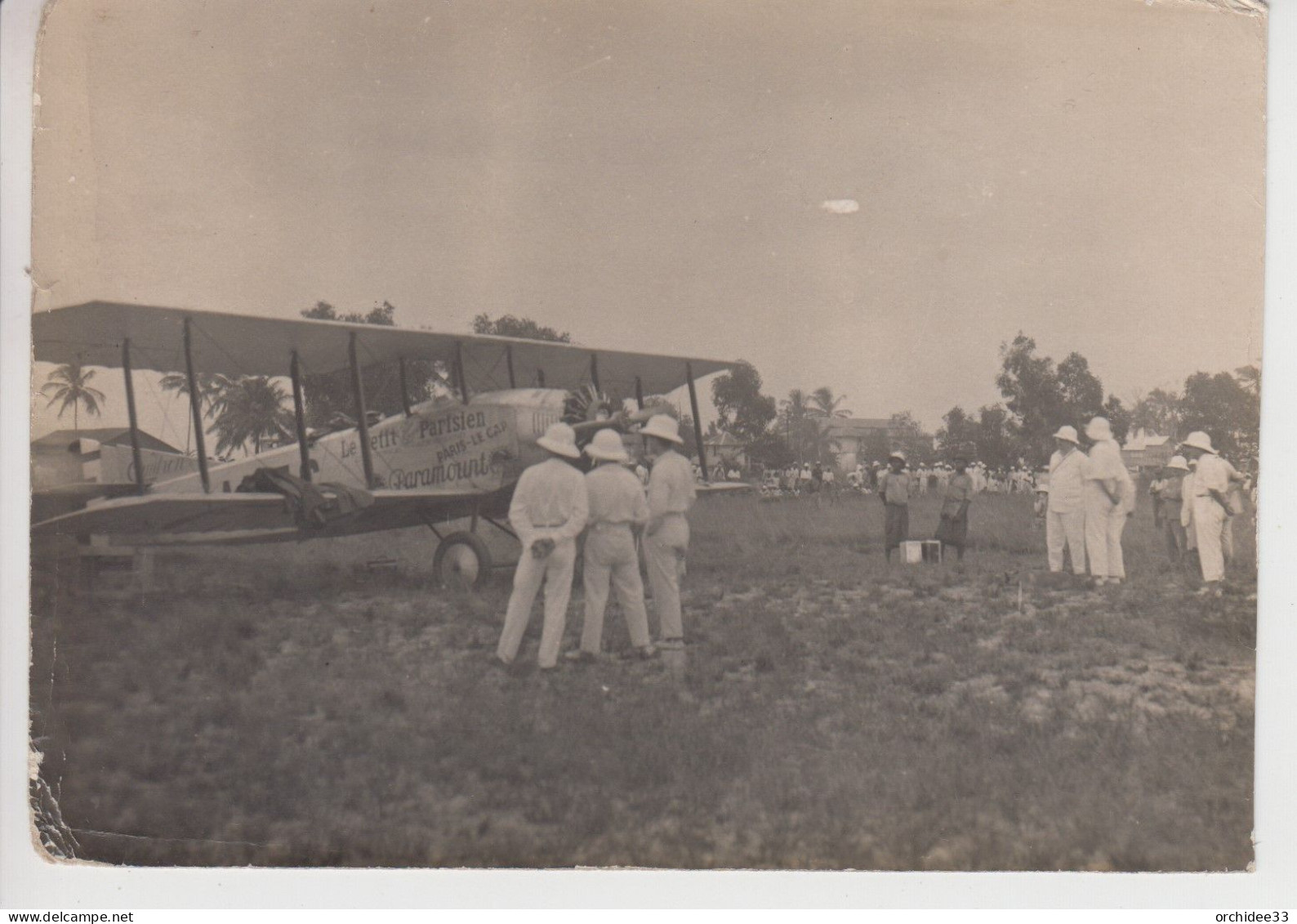 Photo Raid Paris - Le Cap "Le Petit Parisien - Paramount" - Avion Caudron Lors D'une Escale En Afrique (jolie Animation) - Luftfahrt