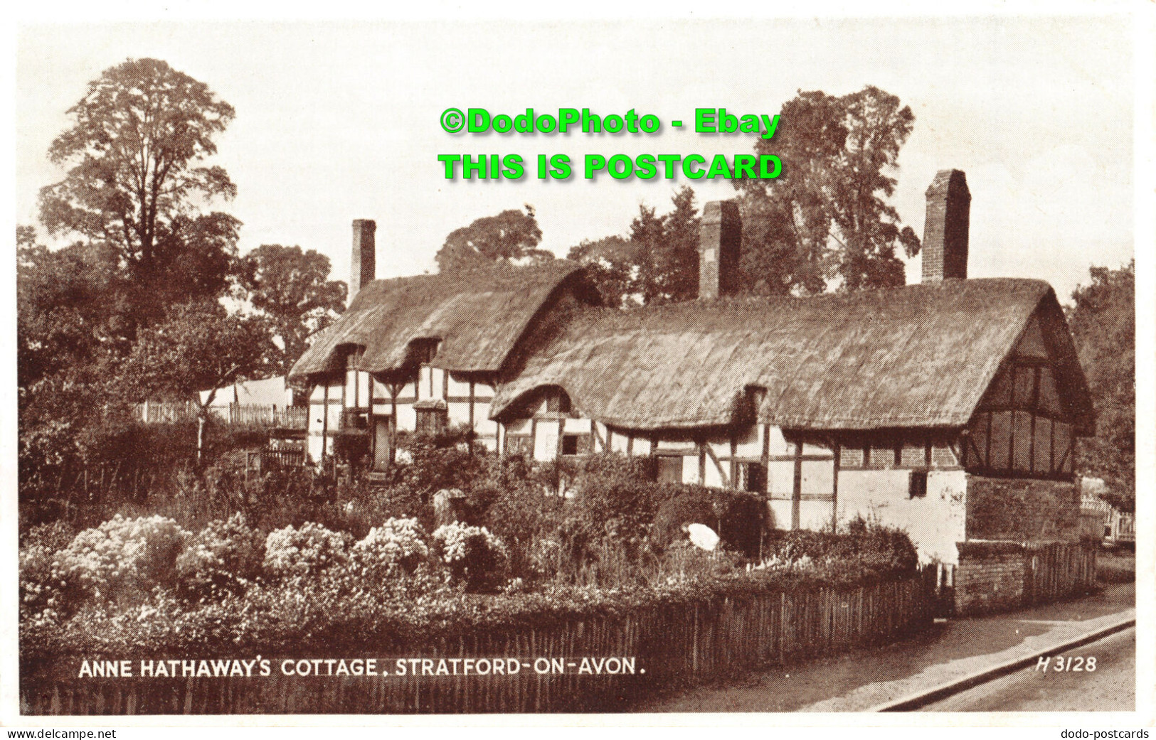 R449983 Anne Hathaways Cottage. Stratford On Avon. H3128. Photo Brown. Valentine - World