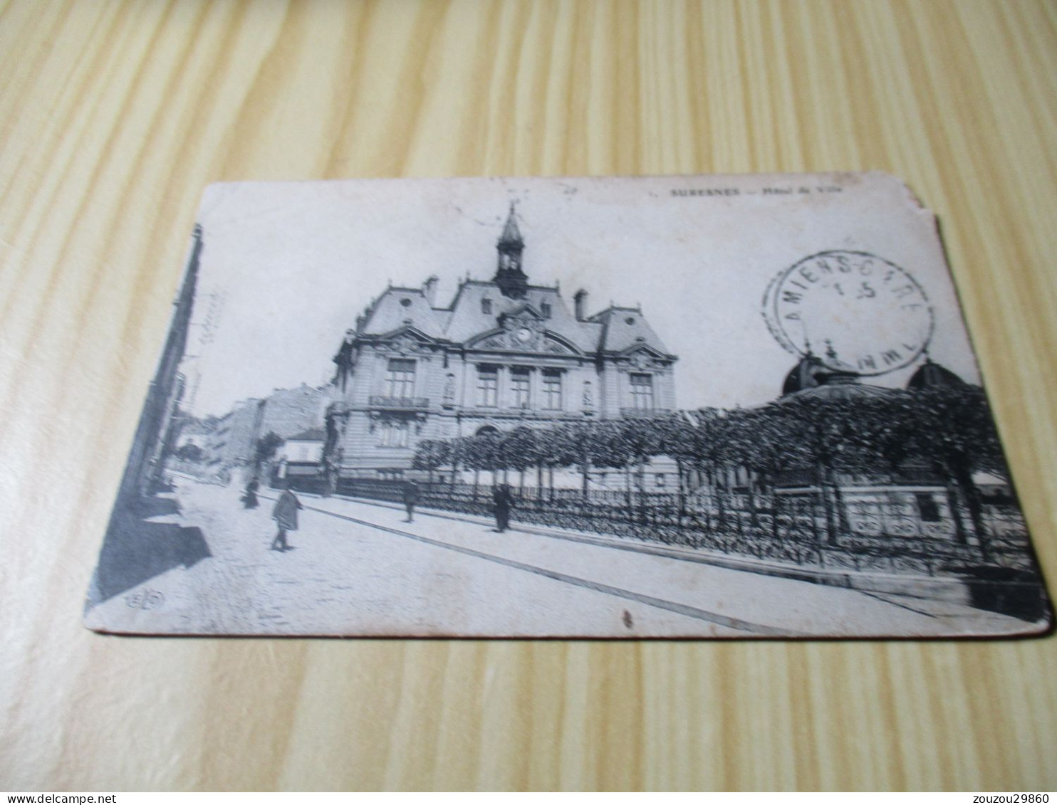 CPA Suresnes (92).Hôtel De Ville - Carte Animée, Oblitérée Le 23/08/1918. - Suresnes