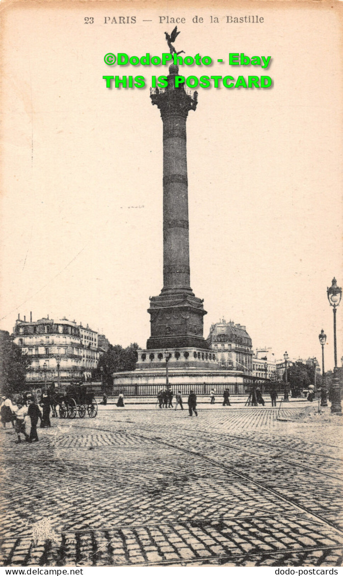 R450461 23. Paris. Place De La Bastille - World