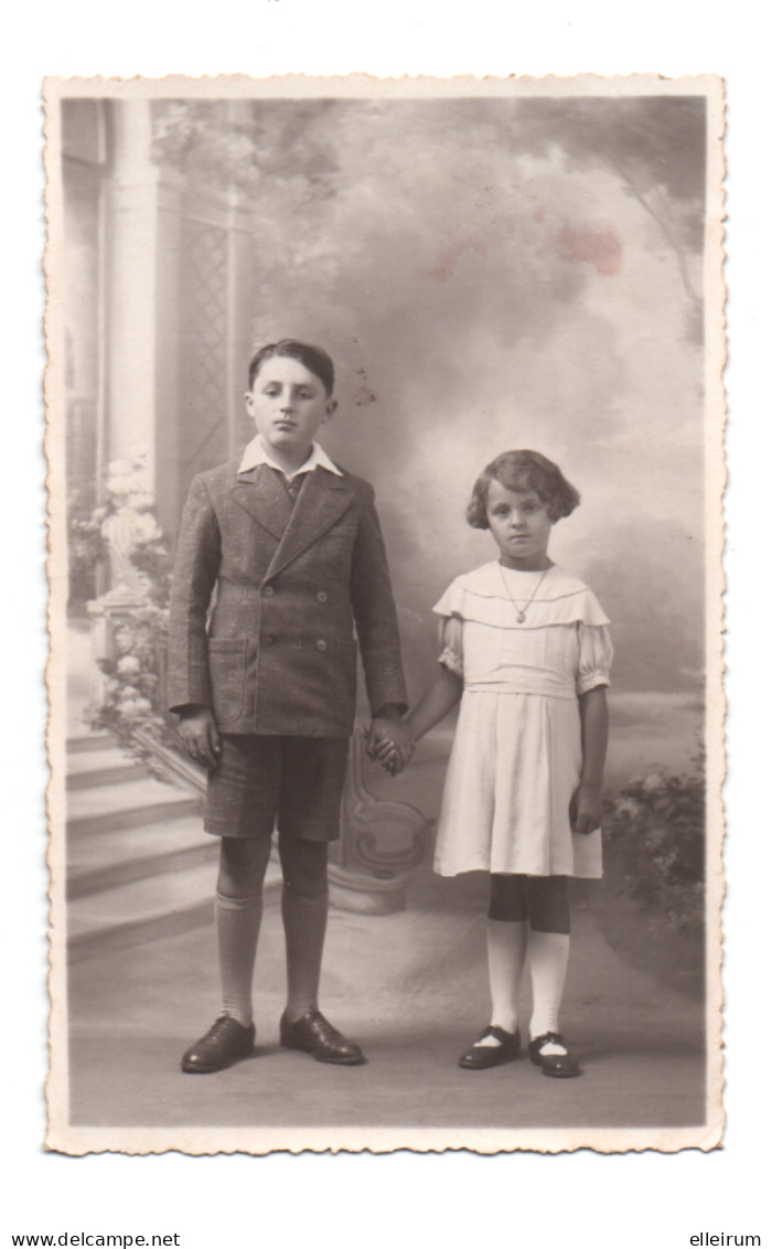 PHOTO. LUNEVILLE (54) ENFANTS SE TENANT Par La MAIN. PHOTOGRAPHE MEYER. - Anonyme Personen