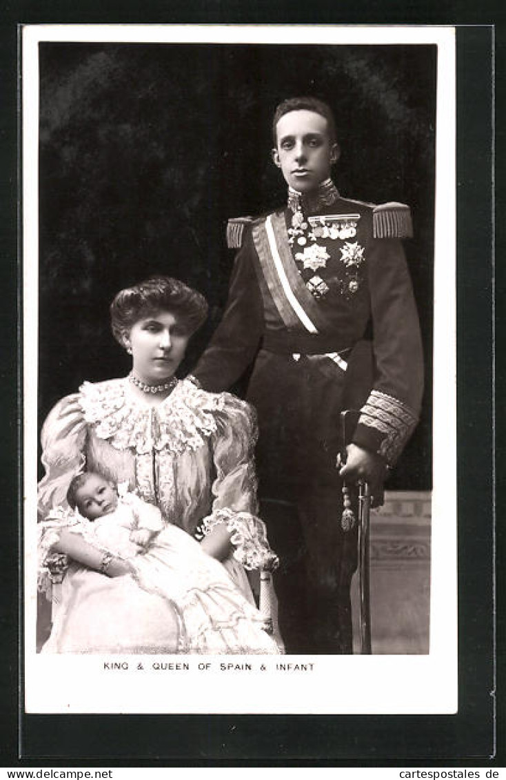 Postal King & Queen Of Spain & Infant  - Königshäuser