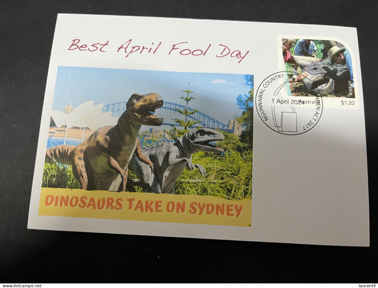 17-5-2024 (5 Z 17) Australian Personalised Stamp Isssued For Jurassic Park 30th Anniversary (Dinosaur & 1st April 2024) - Préhistoriques