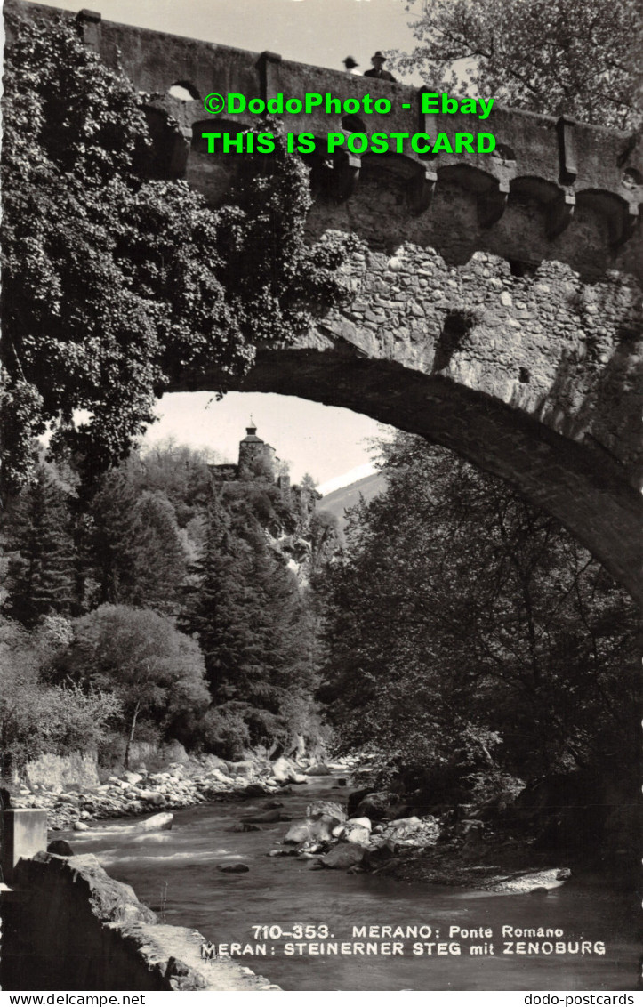R450528 Merano. Ponte Romano. Meran. Steinerner Steg Mit Zenoburg. Bolzano. Foto - Wereld