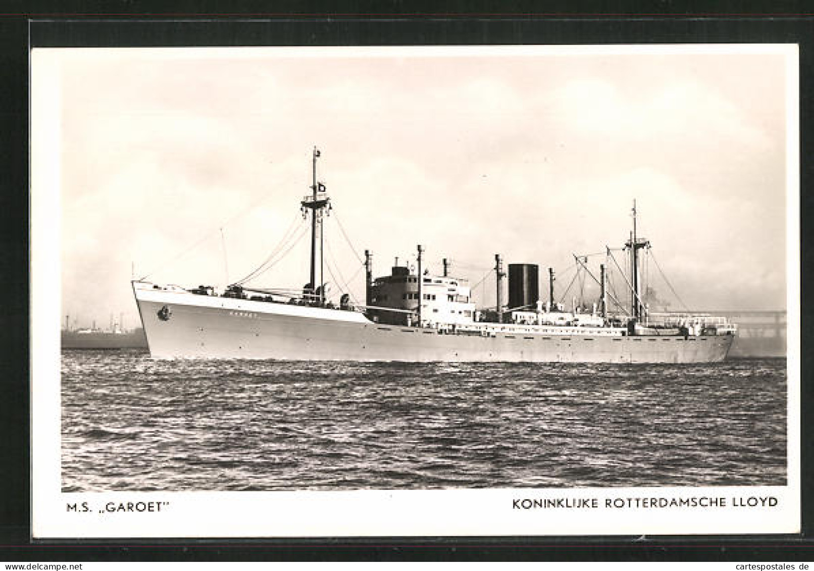 AK M.S. Garoet In Küstennähe  - Cargos