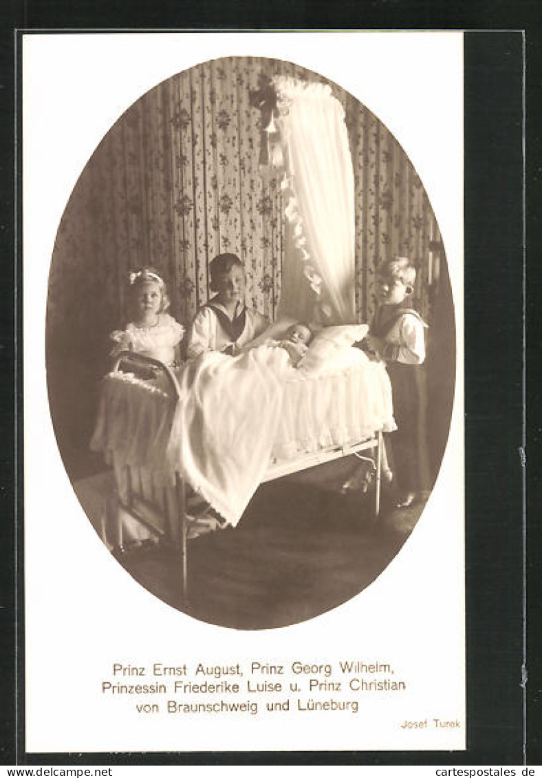 AK Prinzen Ernst August, Georg Wilhelm & Christian Mit Prinzessin Friederike Luise Als Süsse Kinder Am Babybett  - Familles Royales