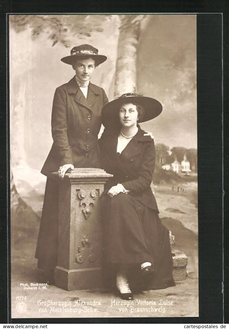 AK Grossherzogin Alexandra Von Mecklenburg Mit Herzogin Victoria Luise Von Braunschweig  - Familles Royales