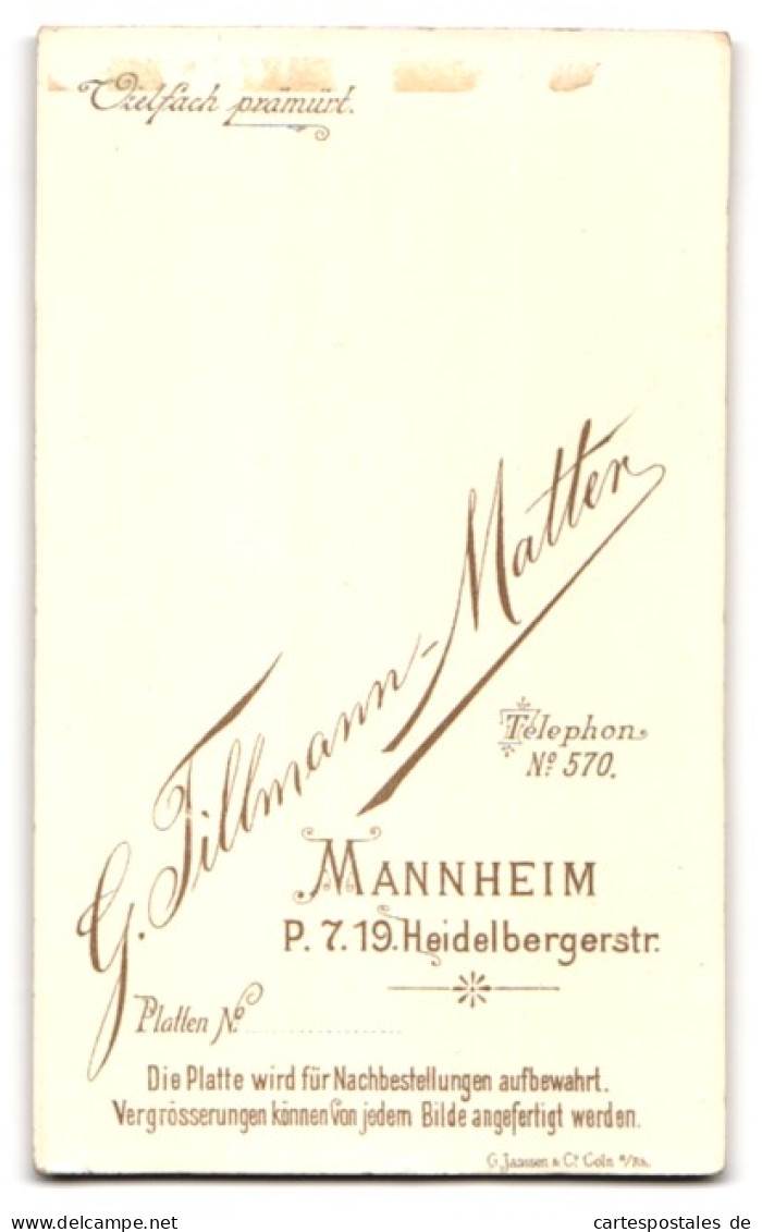 Fotografie G. Tillmann-Matter, Mannheim, P. 7. 19. Heidelbergerstrasse, Portrait Junges Paar In Modischer Kleidung  - Anonymous Persons