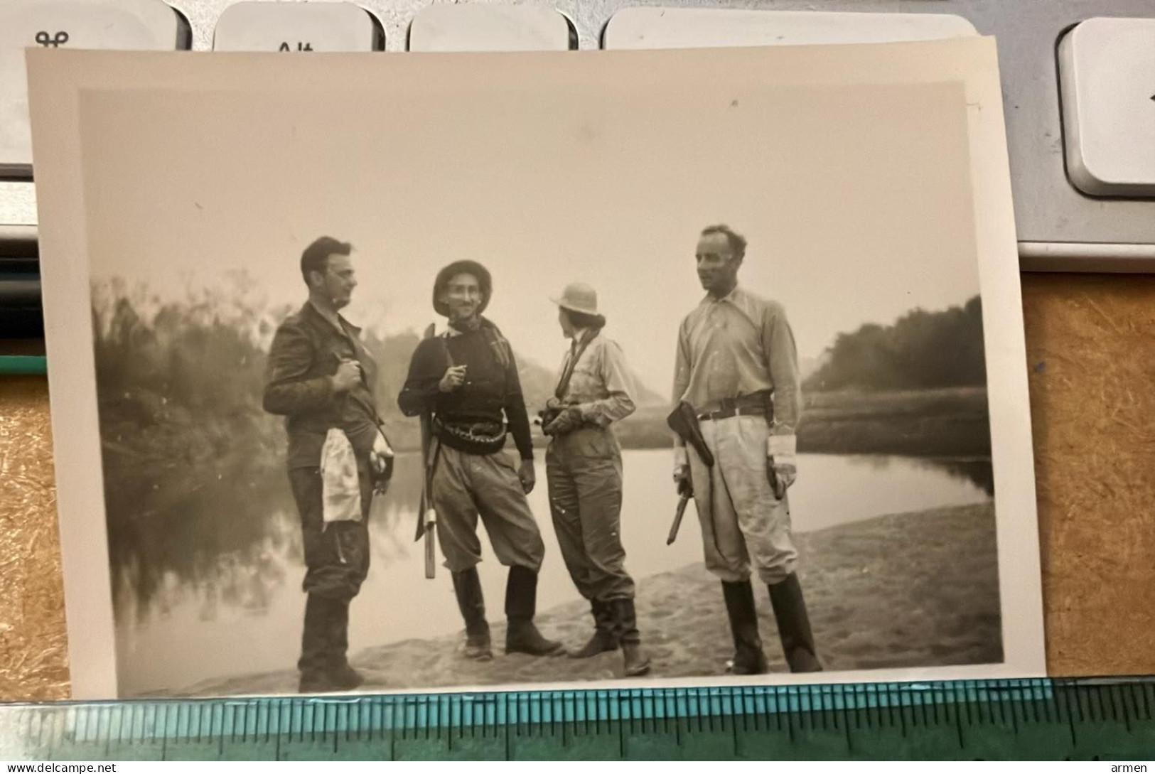 REAL PHOTO CHASSE CHASSEURS  DOM -TOM  A IDENTIFIER - Pin-up