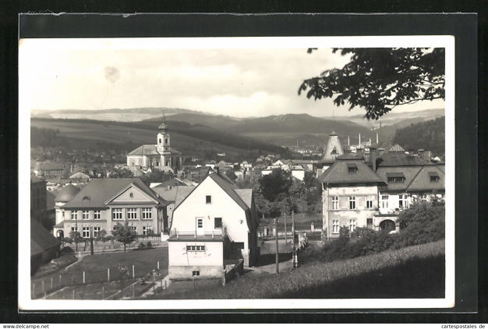 AK Trautenau / Trutnov, Teilansicht Mit Kirche  - Czech Republic