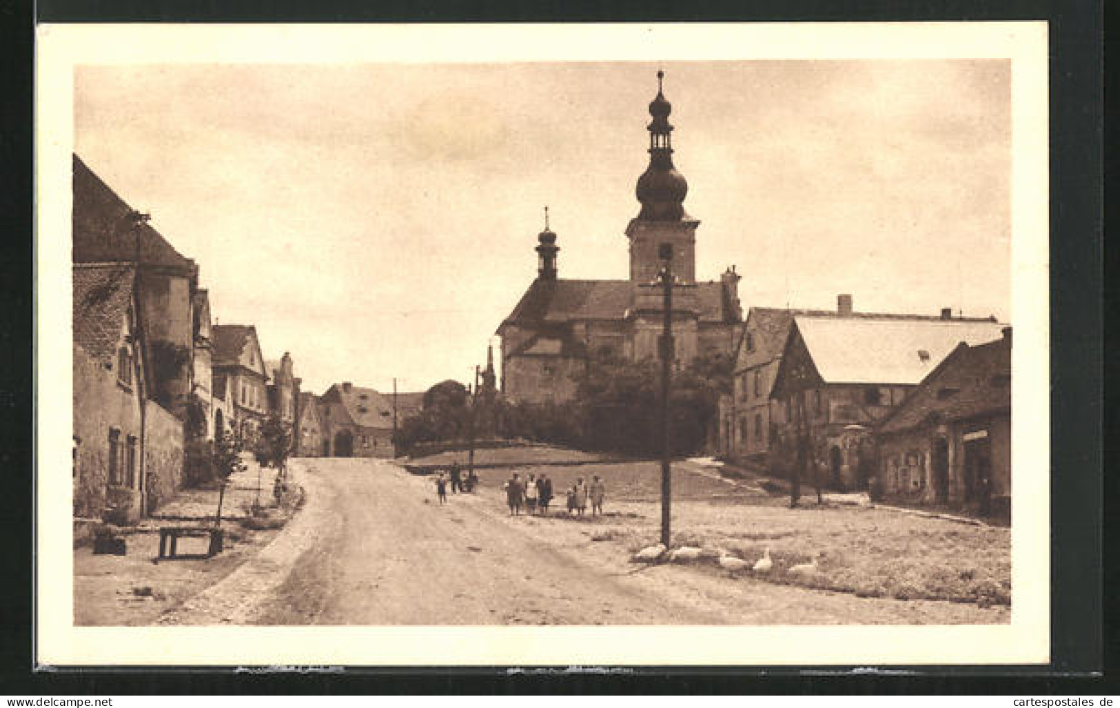 AK Cachovice, Hauptstrasse Zur Kirche  - Czech Republic