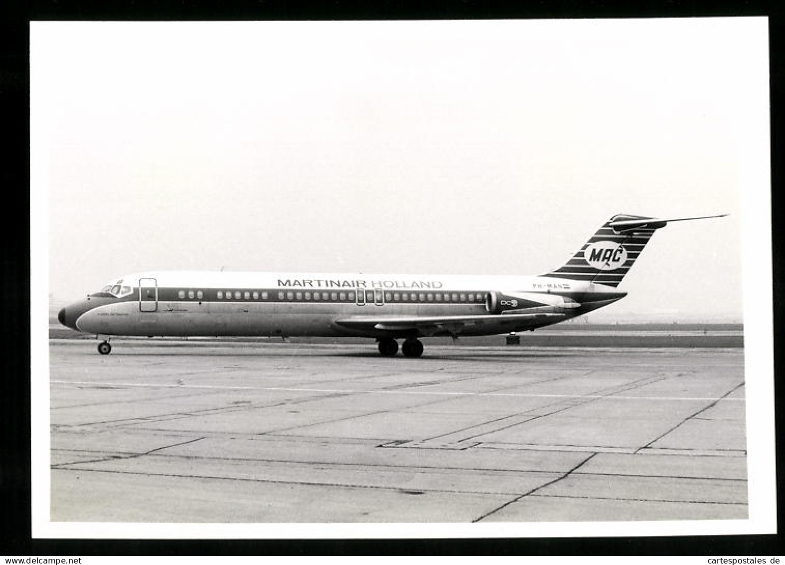 Fotografie Flugzeug Douglas DC-9, Passagierflugzeug Der Martinair Holland, Kennung PH-MAN  - Aviation