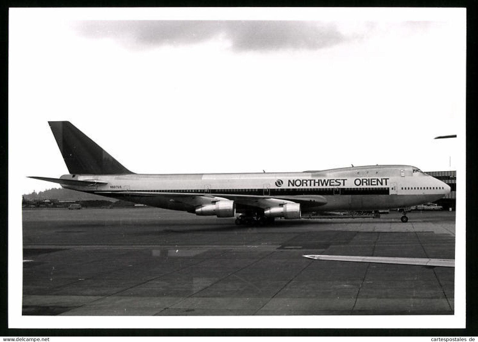 Fotografie Flugzeug Boeing 747 Jumojet, Passagierflugzeug Northwest Orient, Kennung N607US  - Luftfahrt