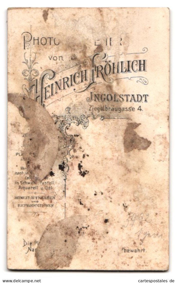 Fotografie Heinrich Fröhlich, Ingolstadt, Ziegelbräugasse 4, Soldat In Blauber Uniform Mit Bajonett, Hand Koloriert  - Krieg, Militär