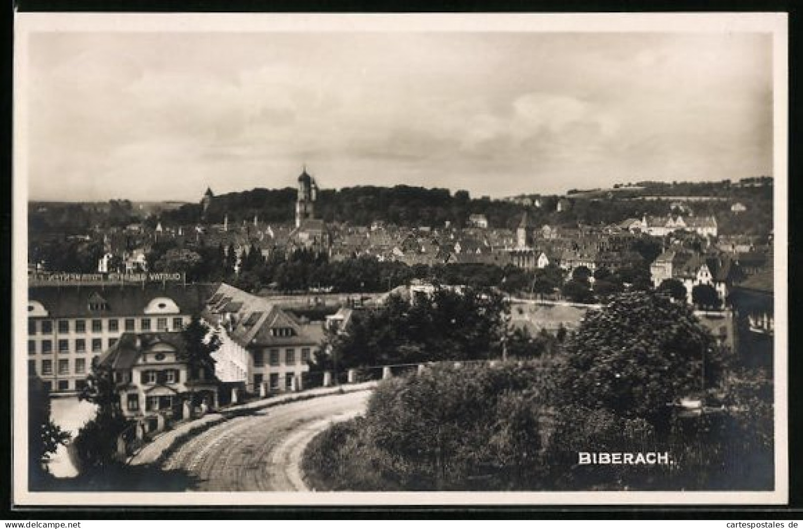 AK Biberach, Teilansicht Mit Strassenpartie  - Biberach