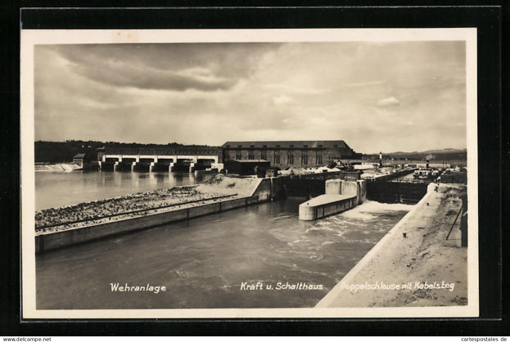 AK Passau, Kachletstufe, Wehranlage, Kraft- U. Schalthaus, Doppelschleuse M. Kabelsteg  - Passau