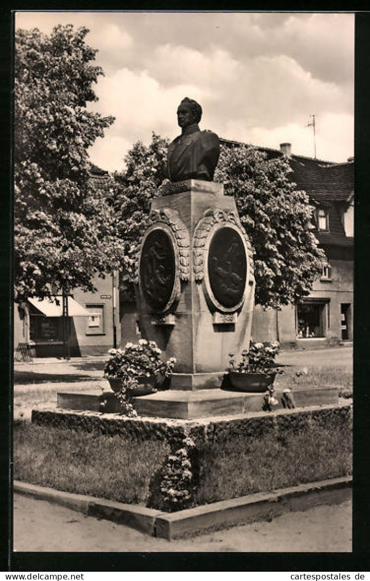 AK Schildau /Kr. Torgau, Gneisenaudenkmal  - Torgau