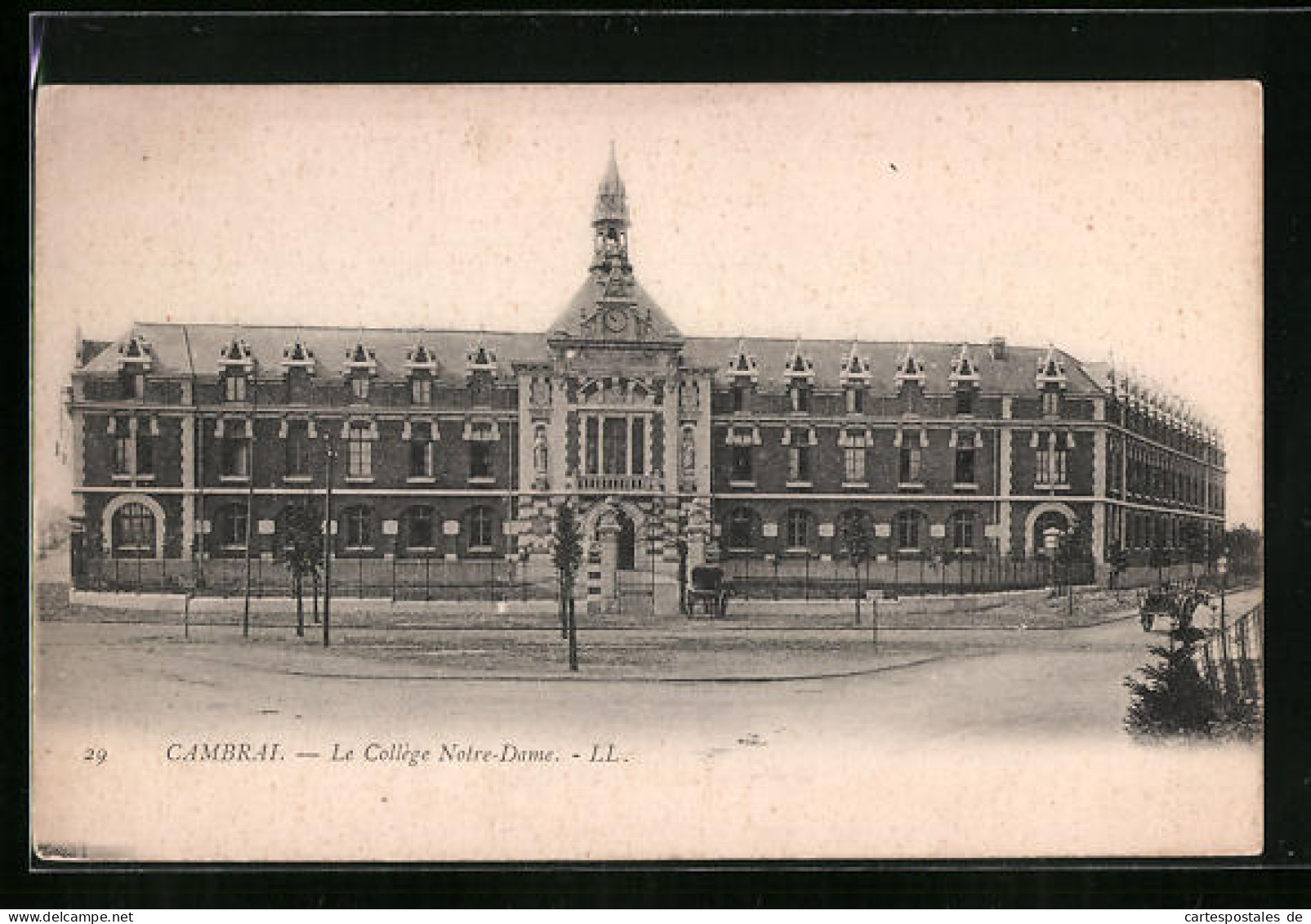 CPA Cambrai, Le Collège Notre-Dame  - Cambrai